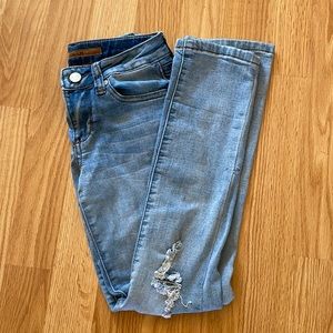 Girls Joe’s jeans.Size 10, looks good with anything❤️😍